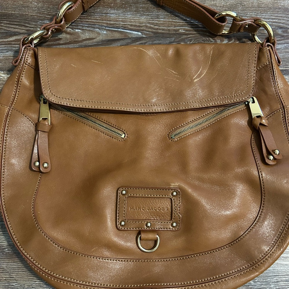 Marc Jacobs Tan Leather Hobo Bag with gold hardware, smoke free, pet free home